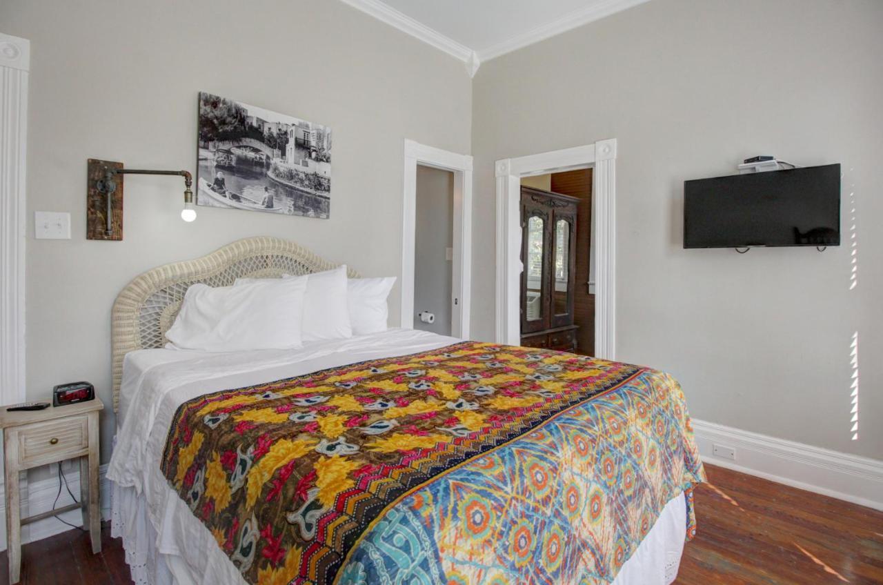 Inn On The Riverwalk San Antonio Bagian luar foto